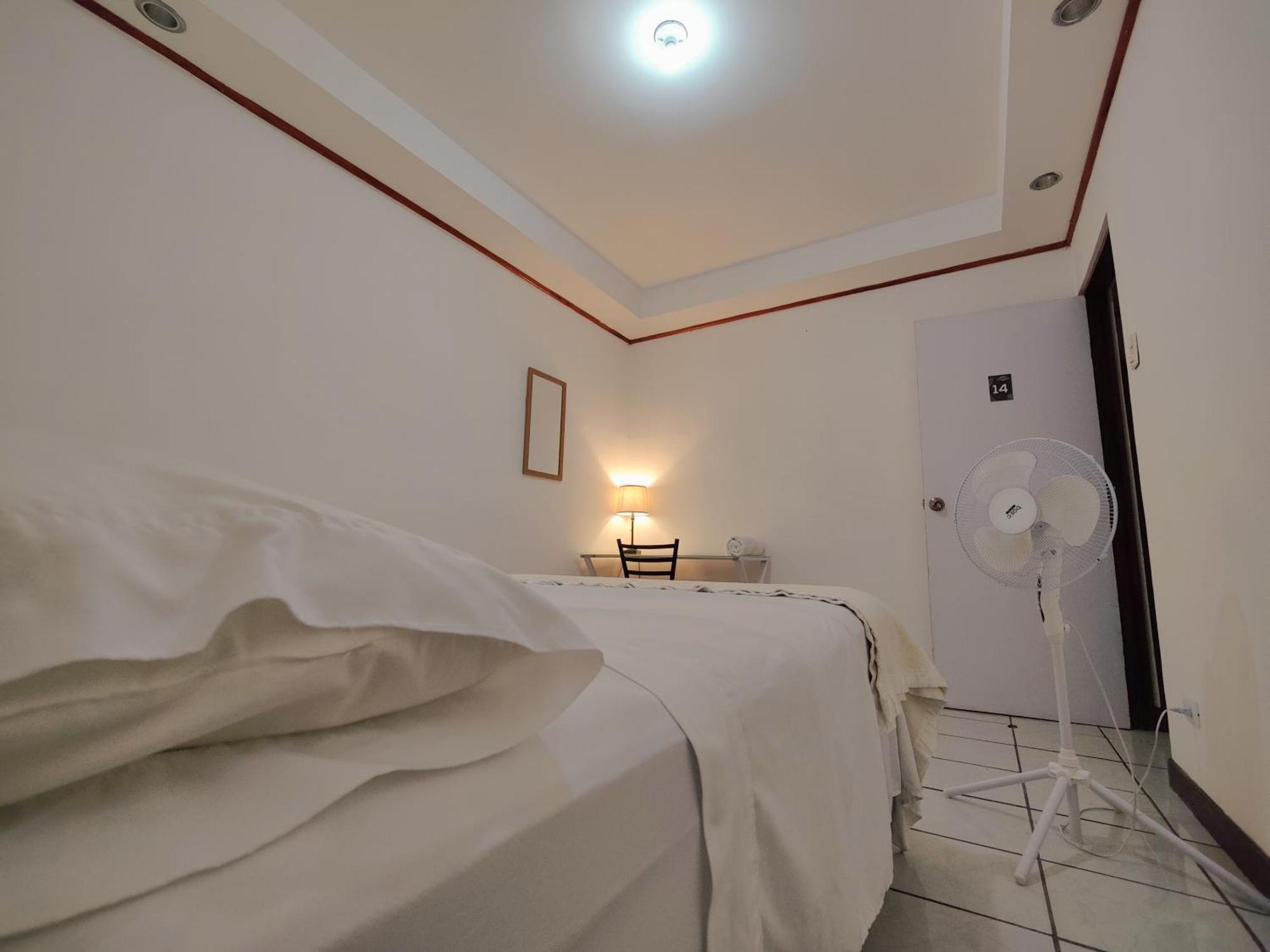 Hostel Casa Escalante *
